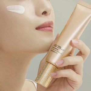 SU:M37 LOSECSUMMA LUMIÈRE SUN PROTECTOR SPF50+/PA++++ 50ML. BRAND NEW. NO BOX.